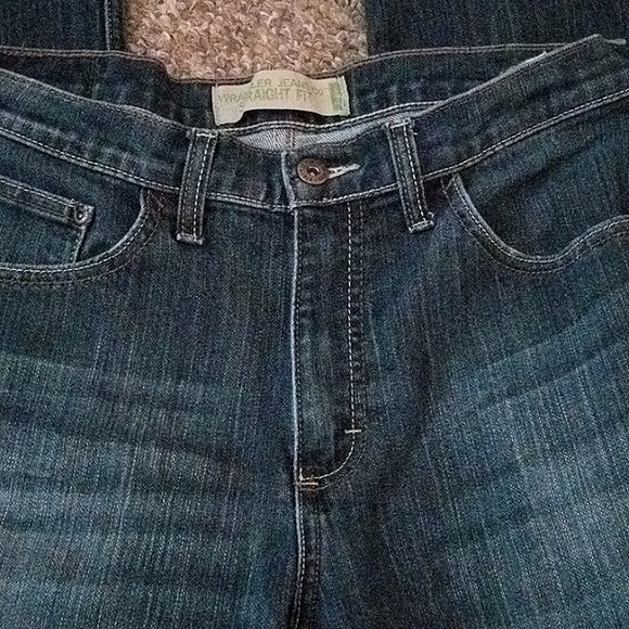 Jean - Picture 7 of 11